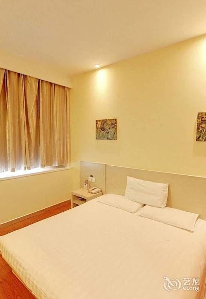 Hanting Express Shanghai Lujiazui Minsheng Road Екстериор снимка